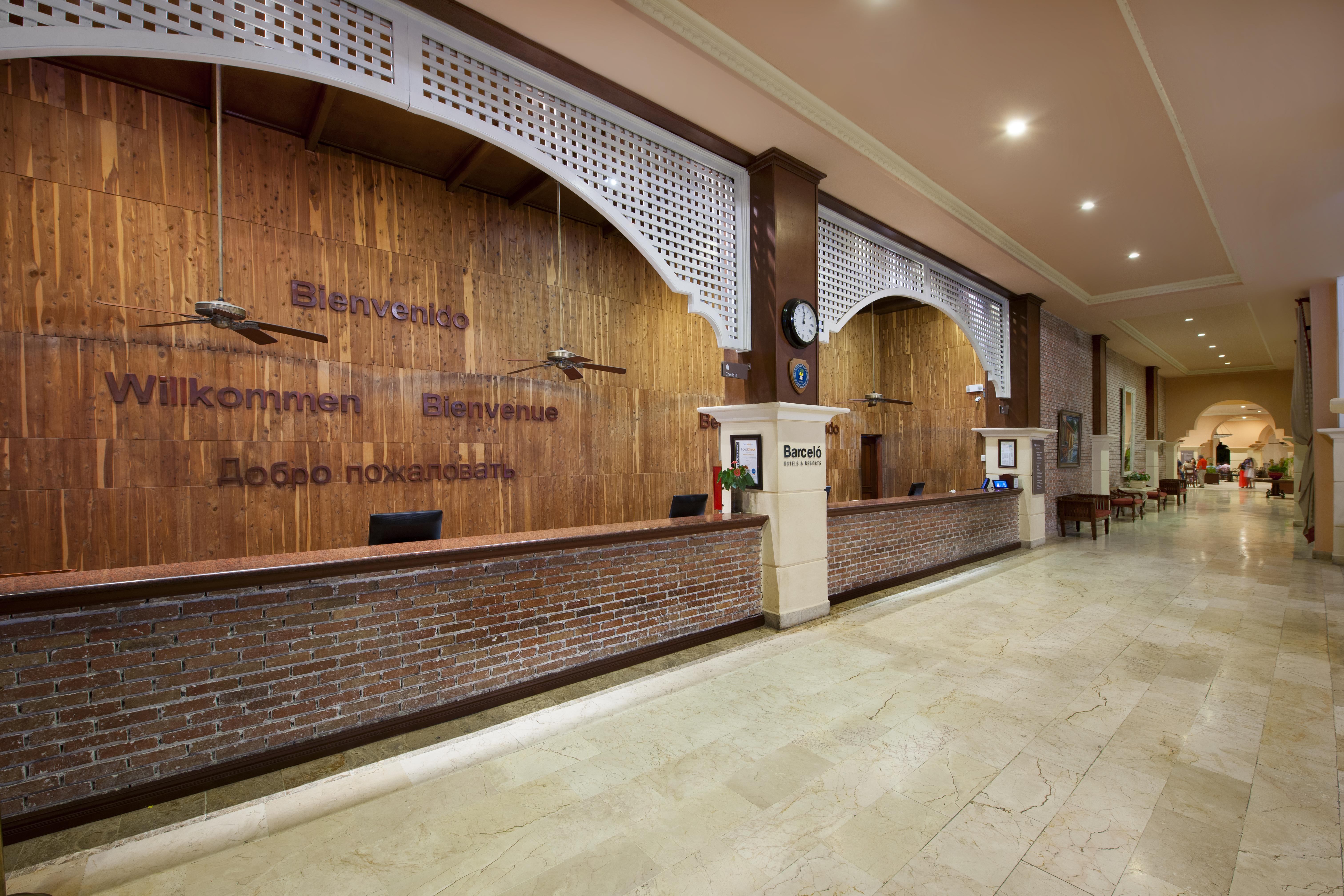 Occidental Caribe Hotel Punta Cana Exterior photo